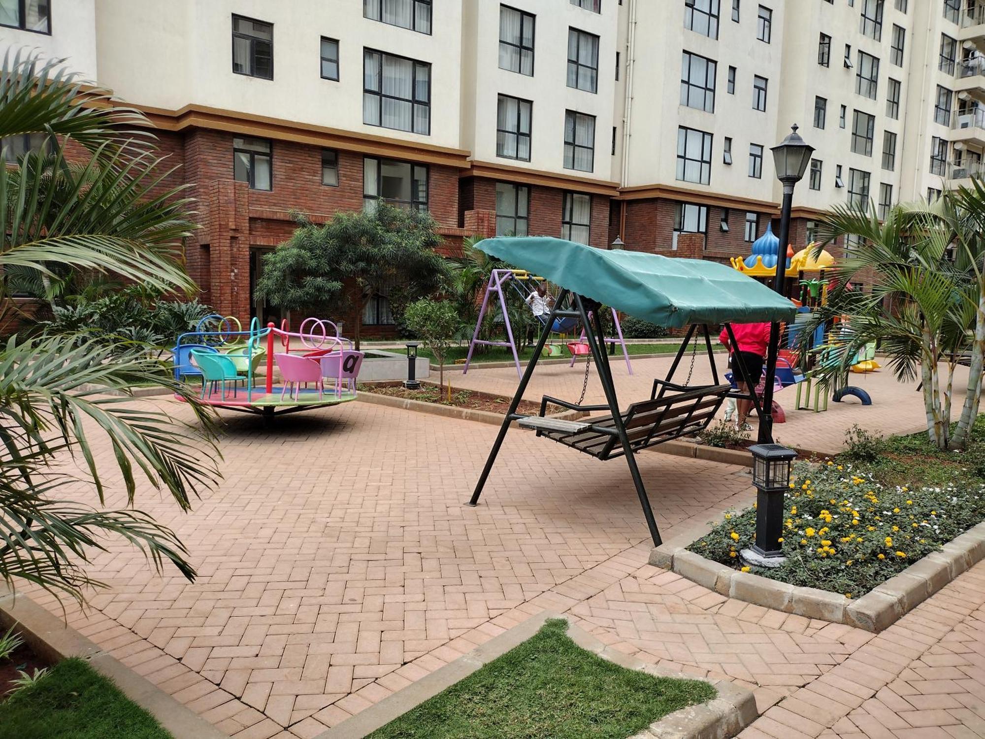 Mlolongo Lenayan Park View Bed & Breakfast エクステリア 写真