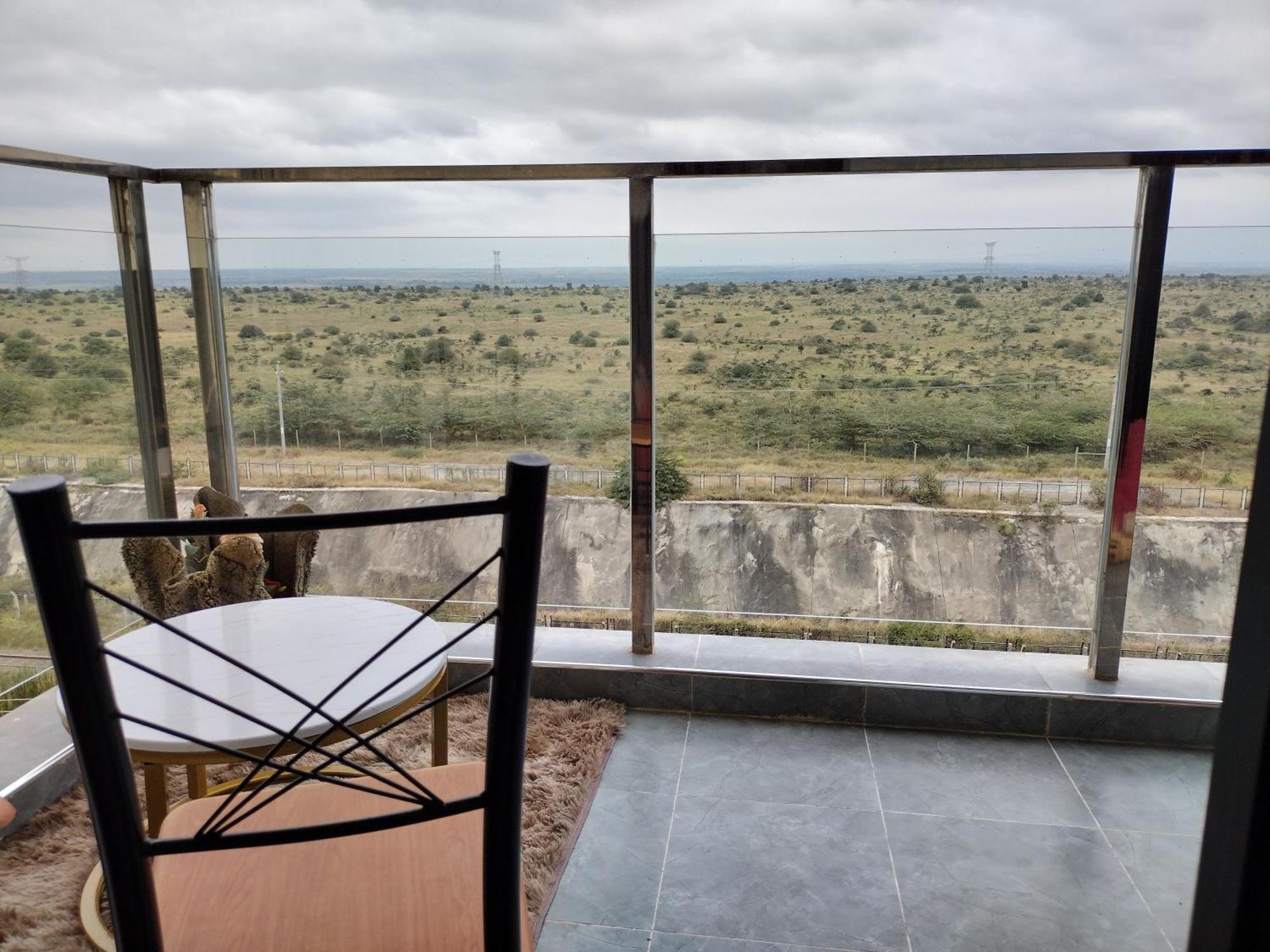 Mlolongo Lenayan Park View Bed & Breakfast エクステリア 写真
